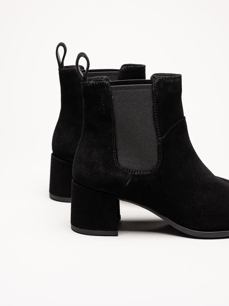 Vagabond - Stina - Svarta chelsea boots i mocka