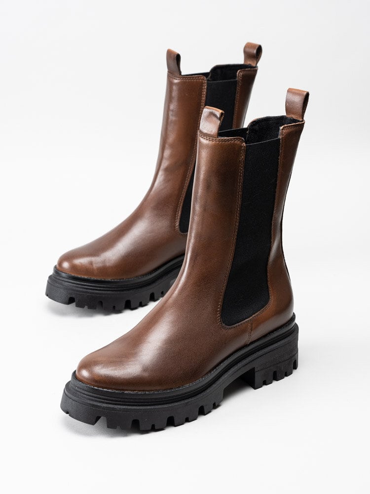 Tamaris - Bruna höga chelsea boots i skinn