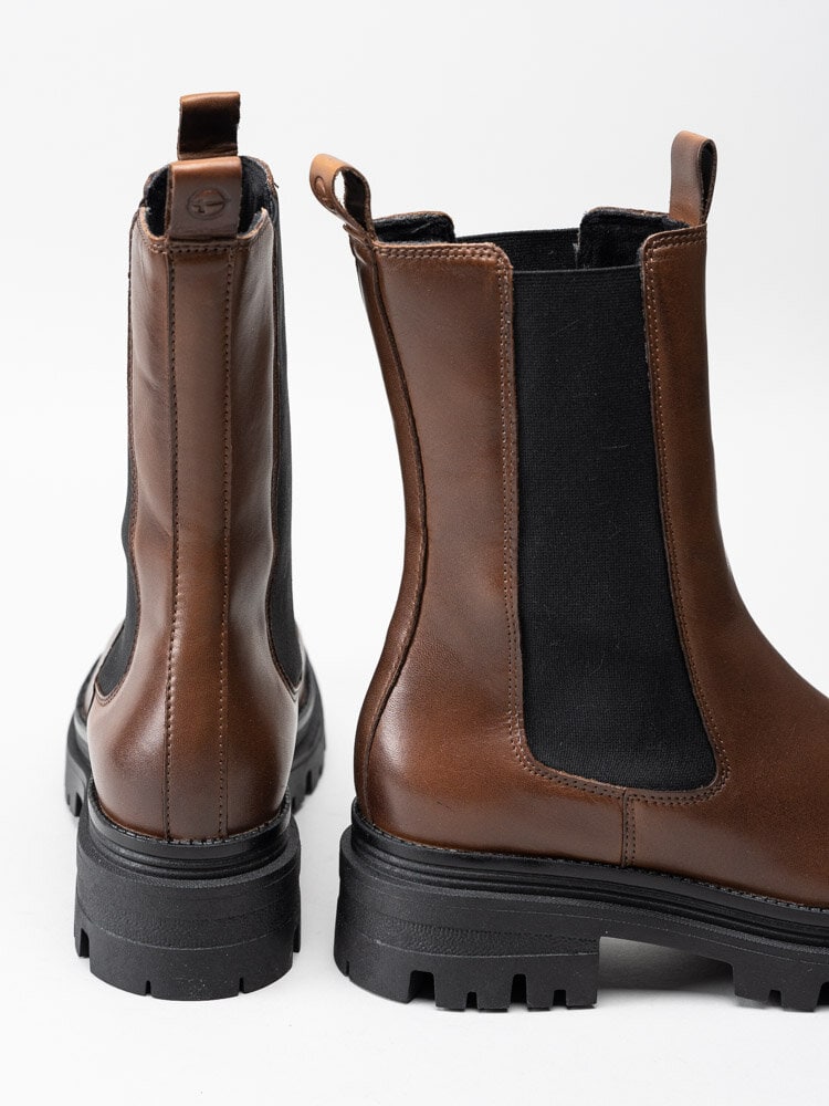 Tamaris - Bruna höga chelsea boots i skinn