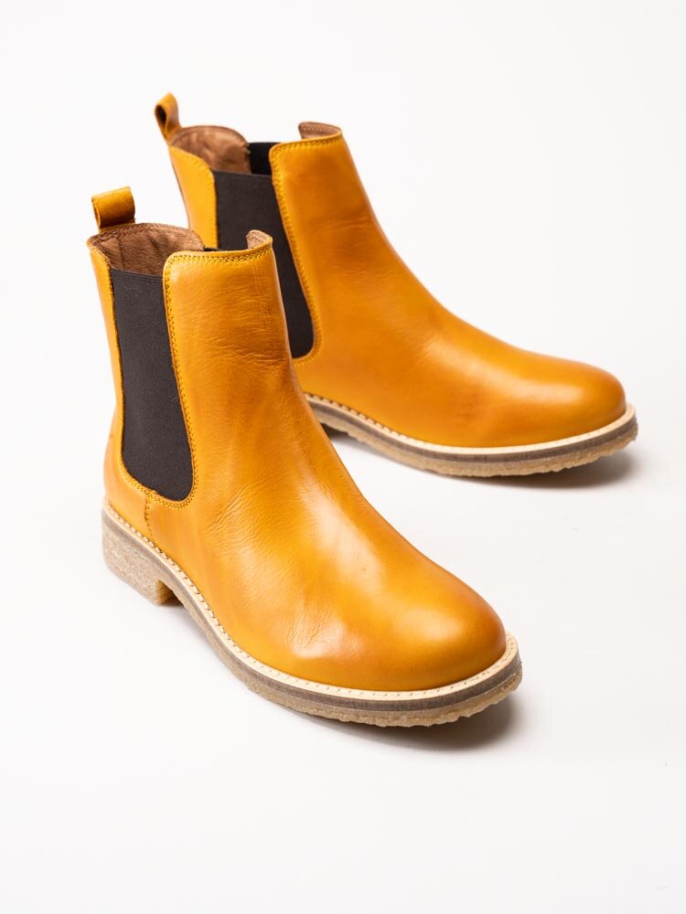 Rosa Negra - Gula chelsea boots i skinn