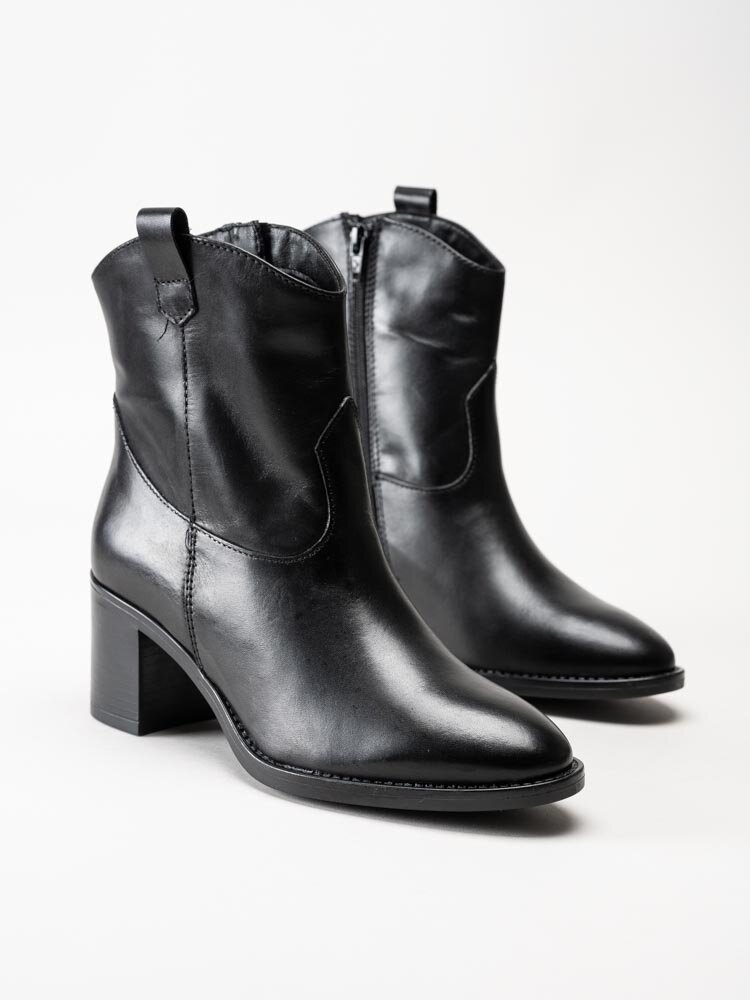 Tamaris - Svarta westerninspirerad boots i skinn