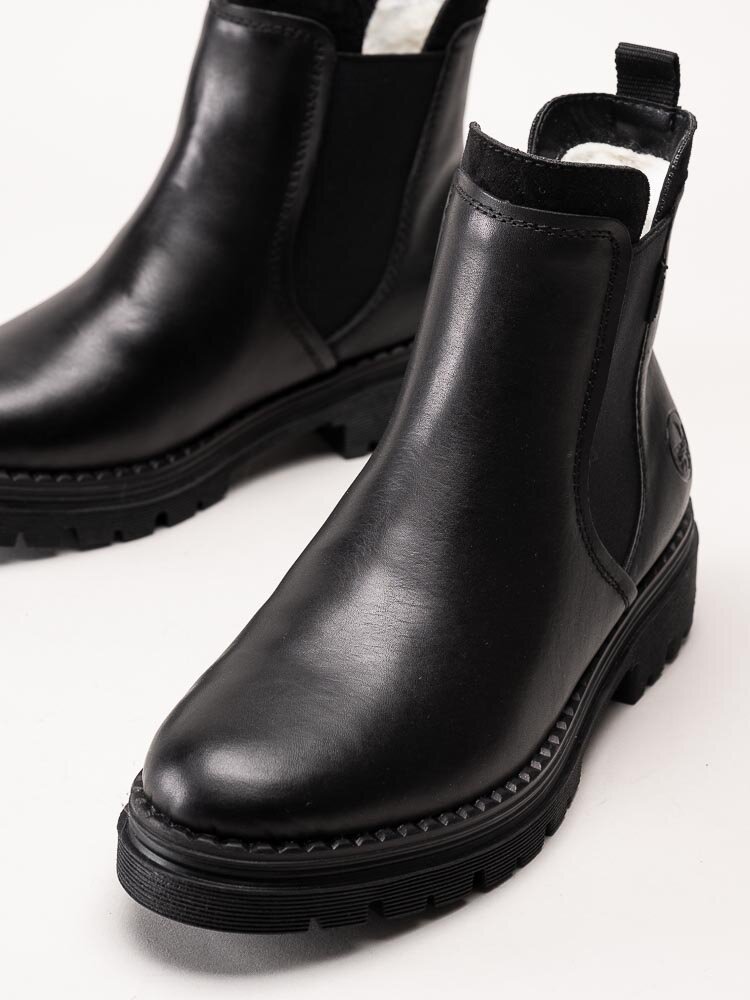 Rieker - Svarta fodrade chelsea boots i skinn