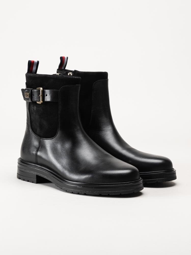 Tommy Hilfiger - Belt Bootie Material Mix - Svarta boots i skinn