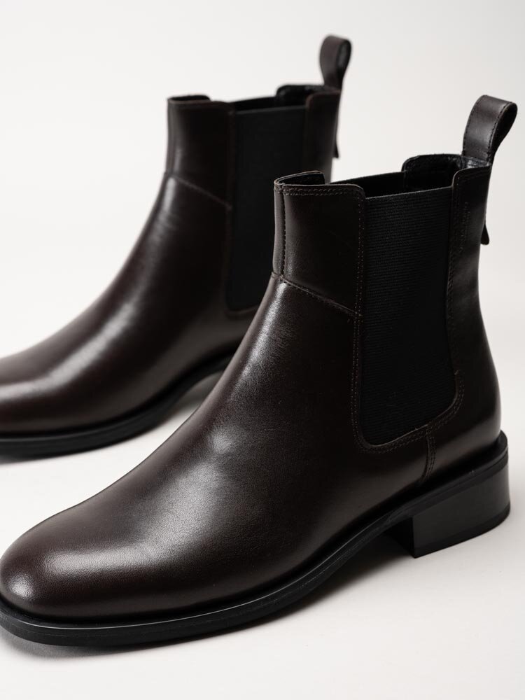 Vagabond - Sheila - Mörkbruna chelsea boots i skinn