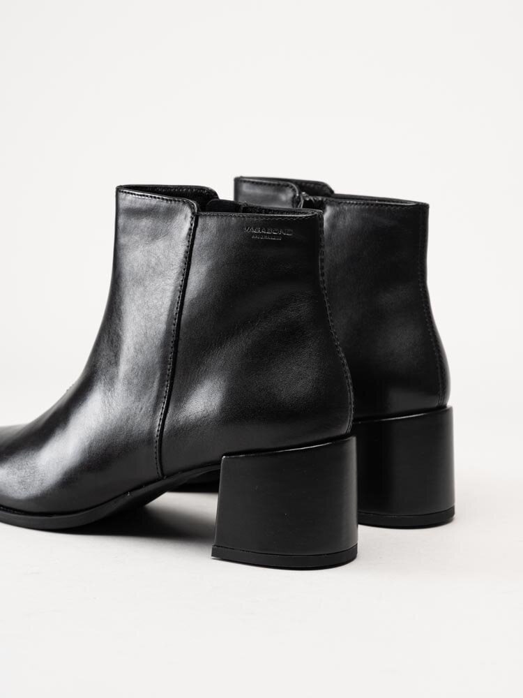 Vagabond - Stina - Svarta boots i skinn