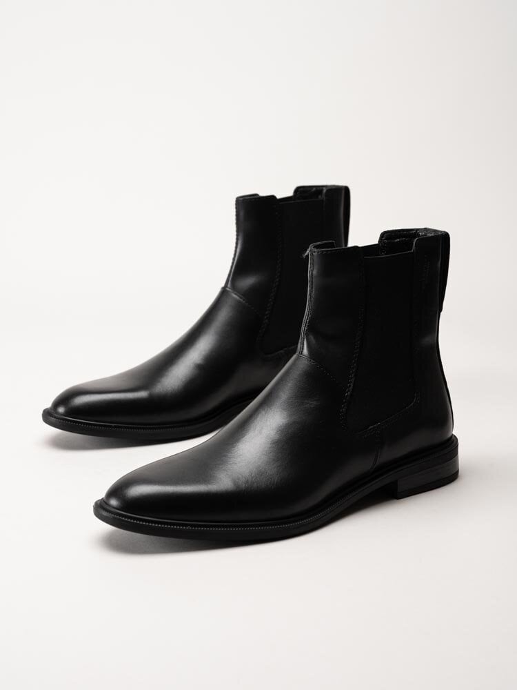 Vagabond - Frances 2.0 - Svarta chelsea boots i skinn