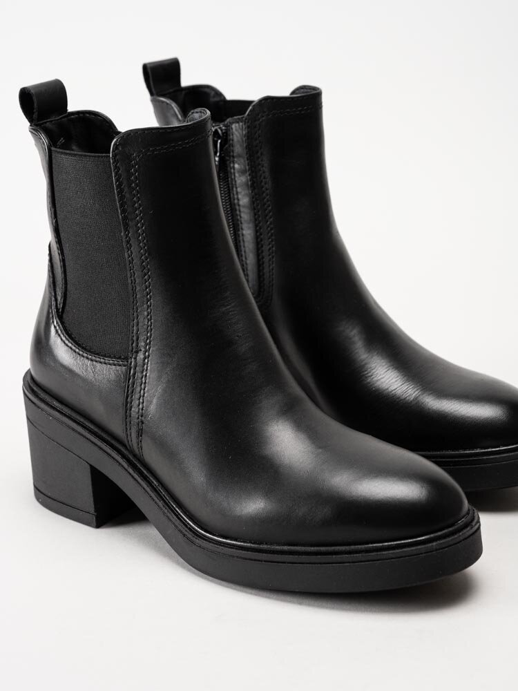 Tamaris - Svarta chelsea boots i skinn