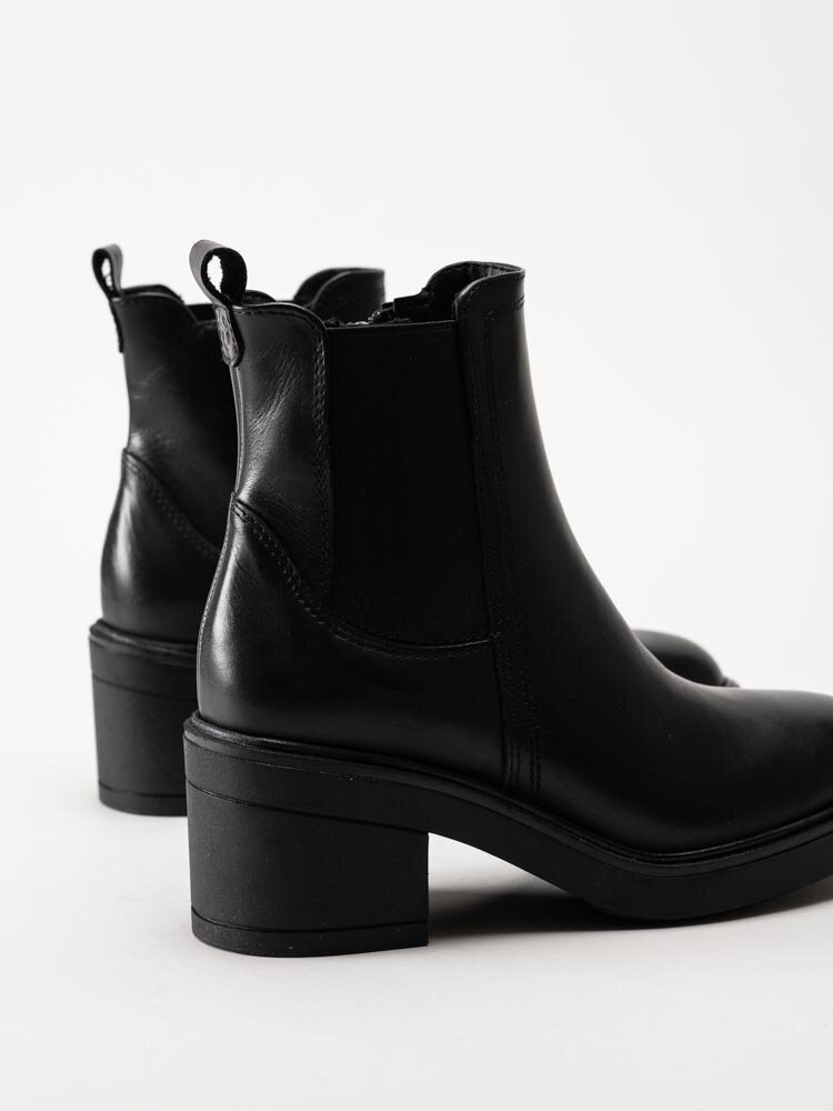 Tamaris - Svarta chelsea boots i skinn