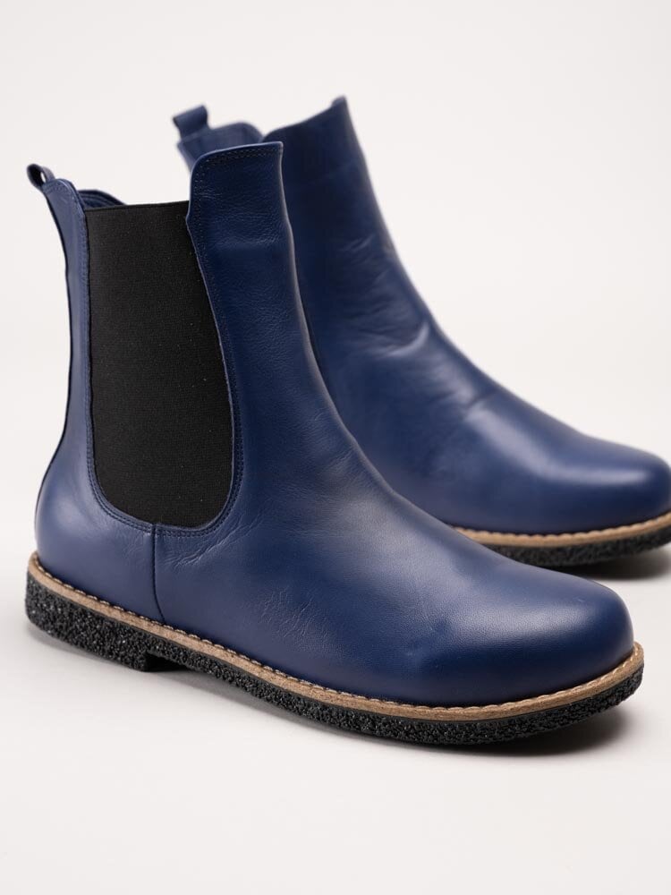 Charlotte of Sweden - Blå chelsea boots i skinn