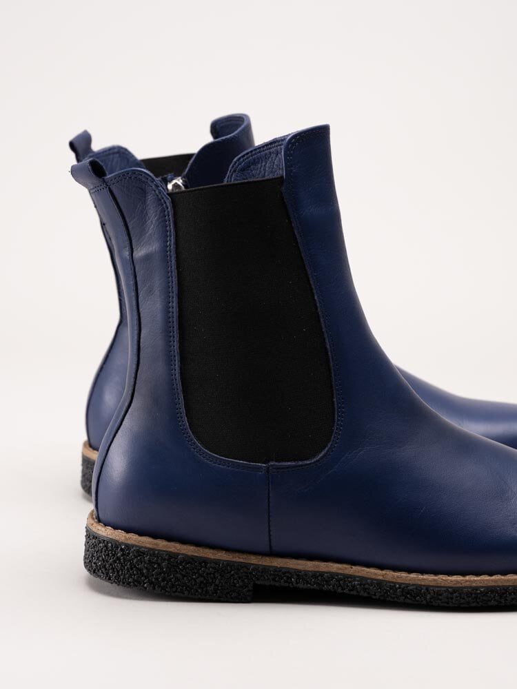 Charlotte of Sweden - Blå chelsea boots i skinn