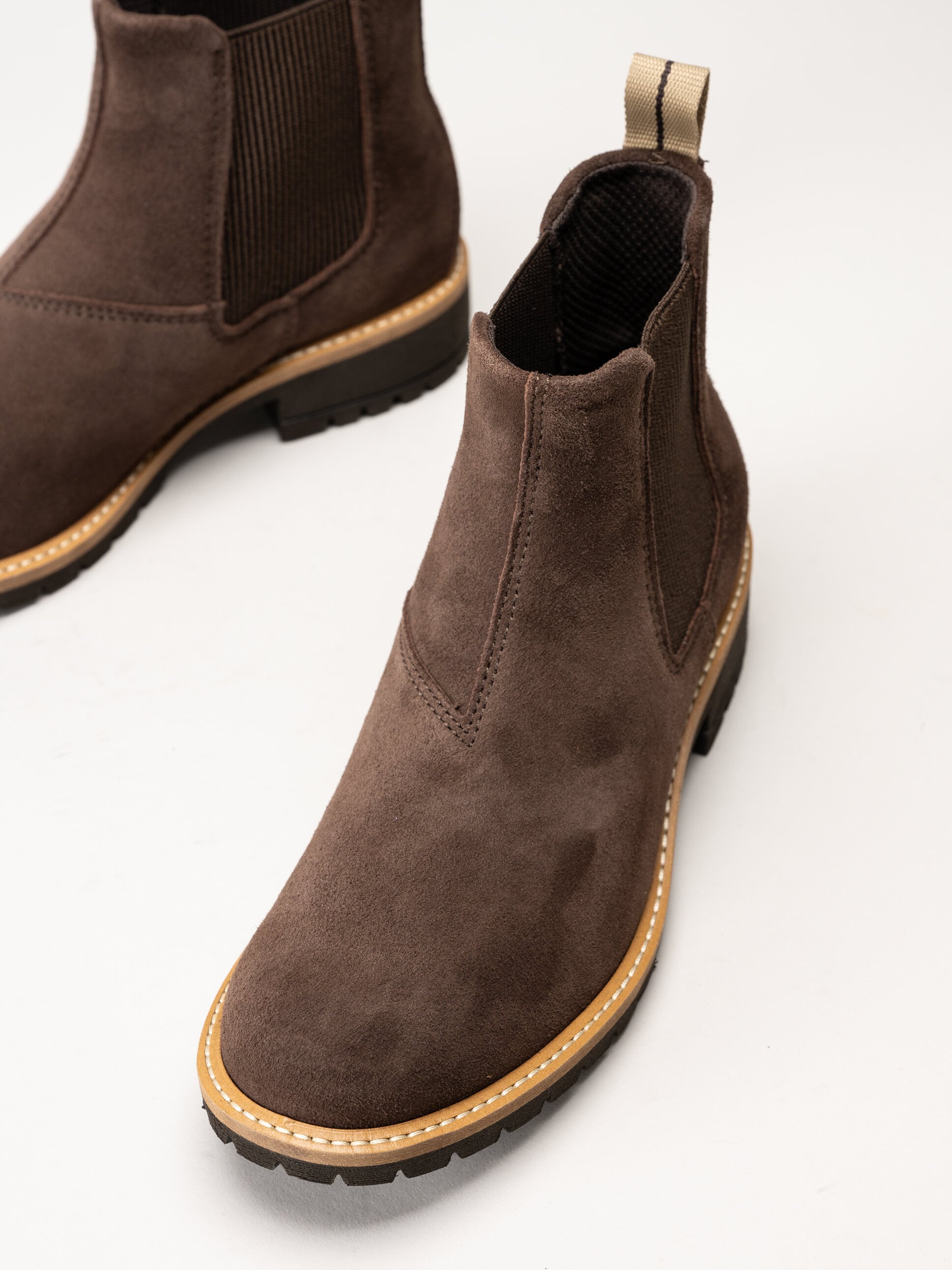 Ecco - Elaina - Mörkbruna chelsea boots i mocka