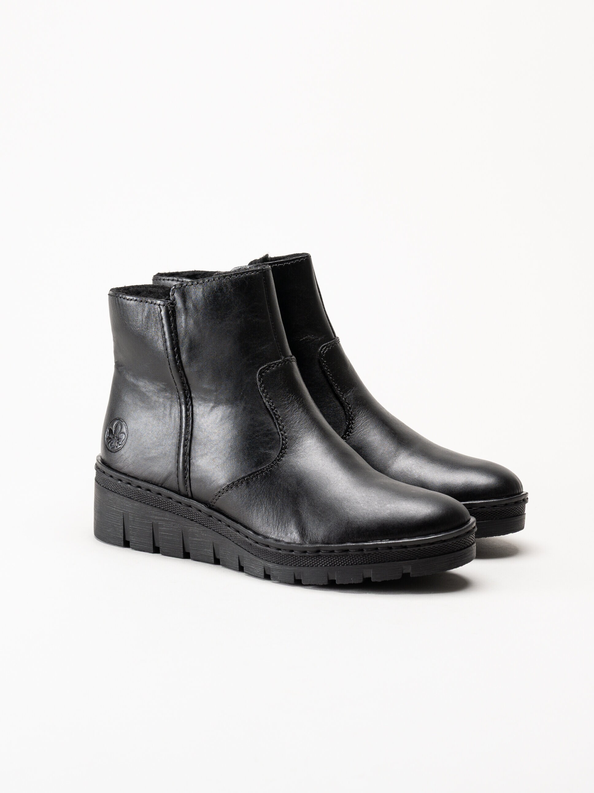 Rieker - Svarta fodrade kilklackade boots
