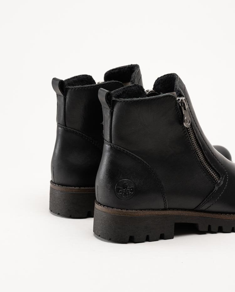 Rieker - Svarta varmfodrade boots i skinn