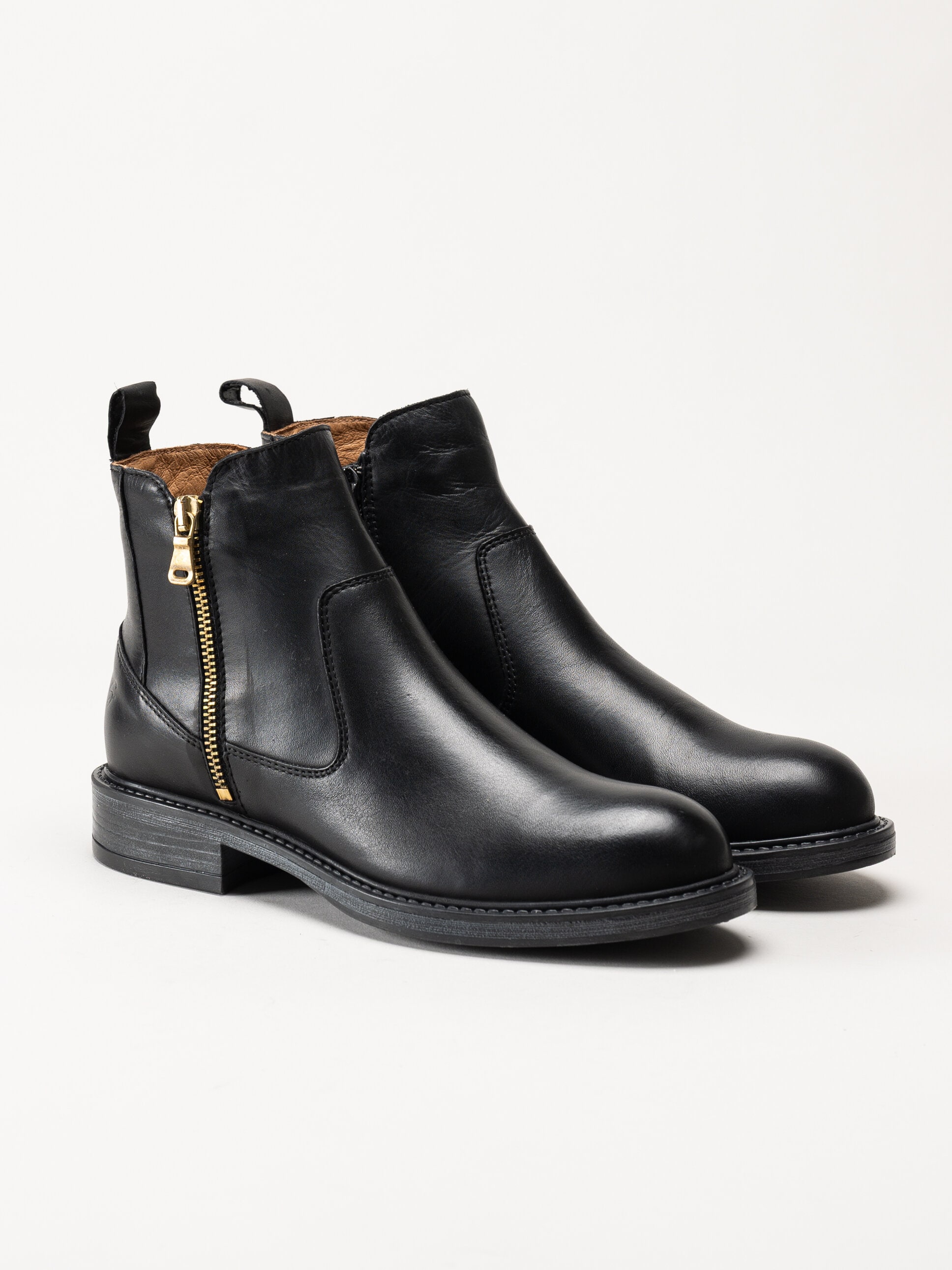 Shoedesign Copenhagen - Claudia - Svarta boots i skinn