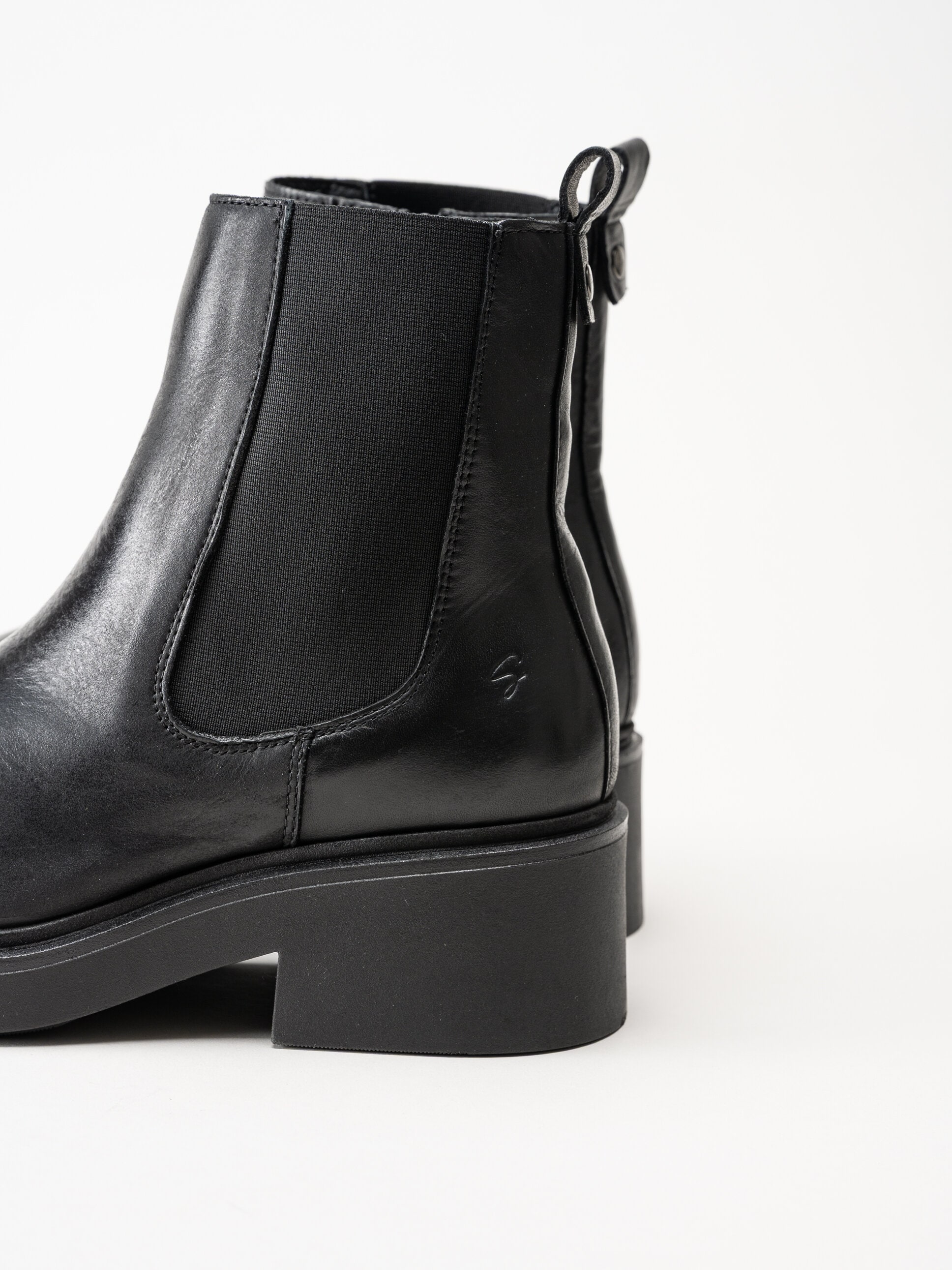 Shoedesign Copenhagen - Saddle - Svarta chelsea boots i skinn