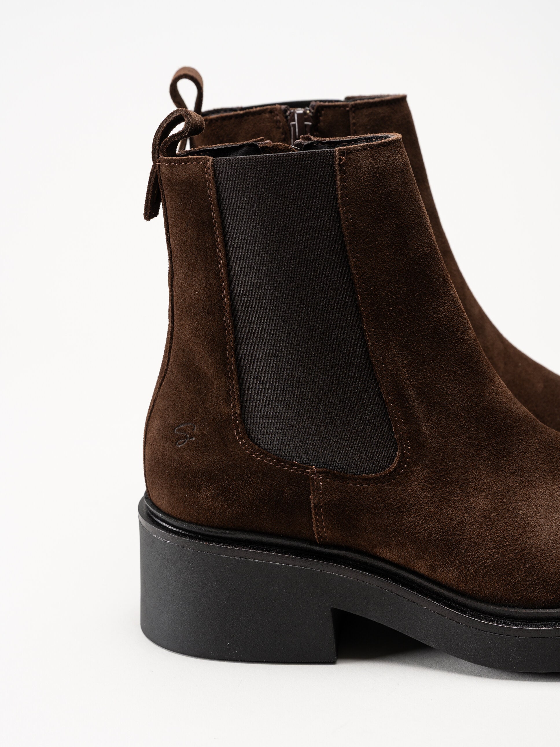 Shoedesign Copenhagen - Saddle - Mörkbruna chelsea boots i mocka
