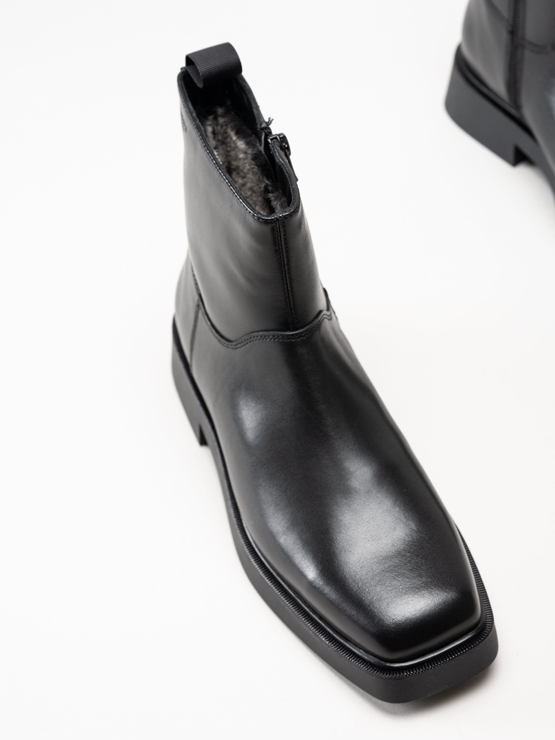Vagabond - Jillian - Svarta fodrade boots i skinn