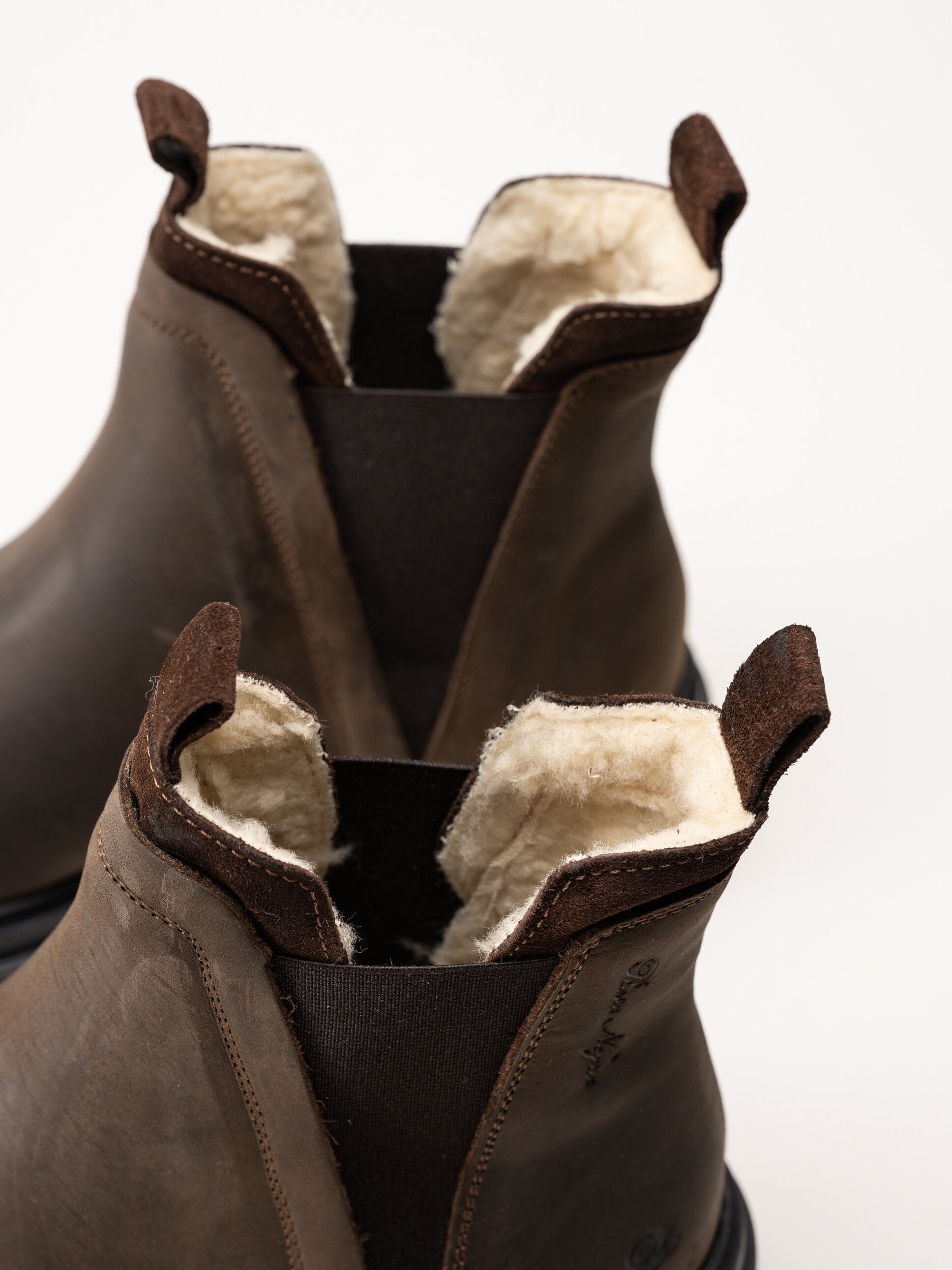 Rosa Negra - Bruna fodrade chelsea boots i oljad nubuck