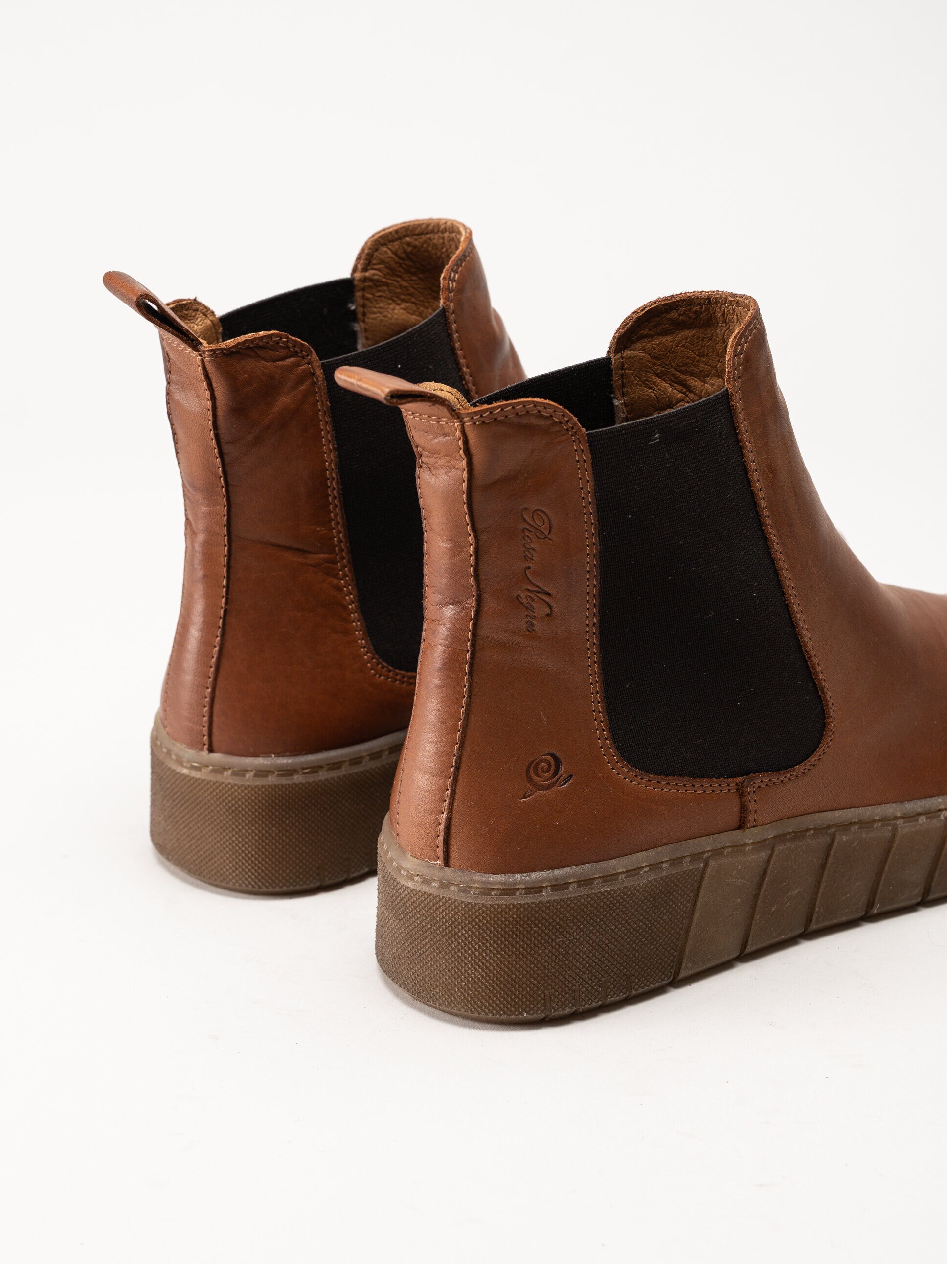 Rosa Negra - Bruna fodrade chelsea boots i skinn