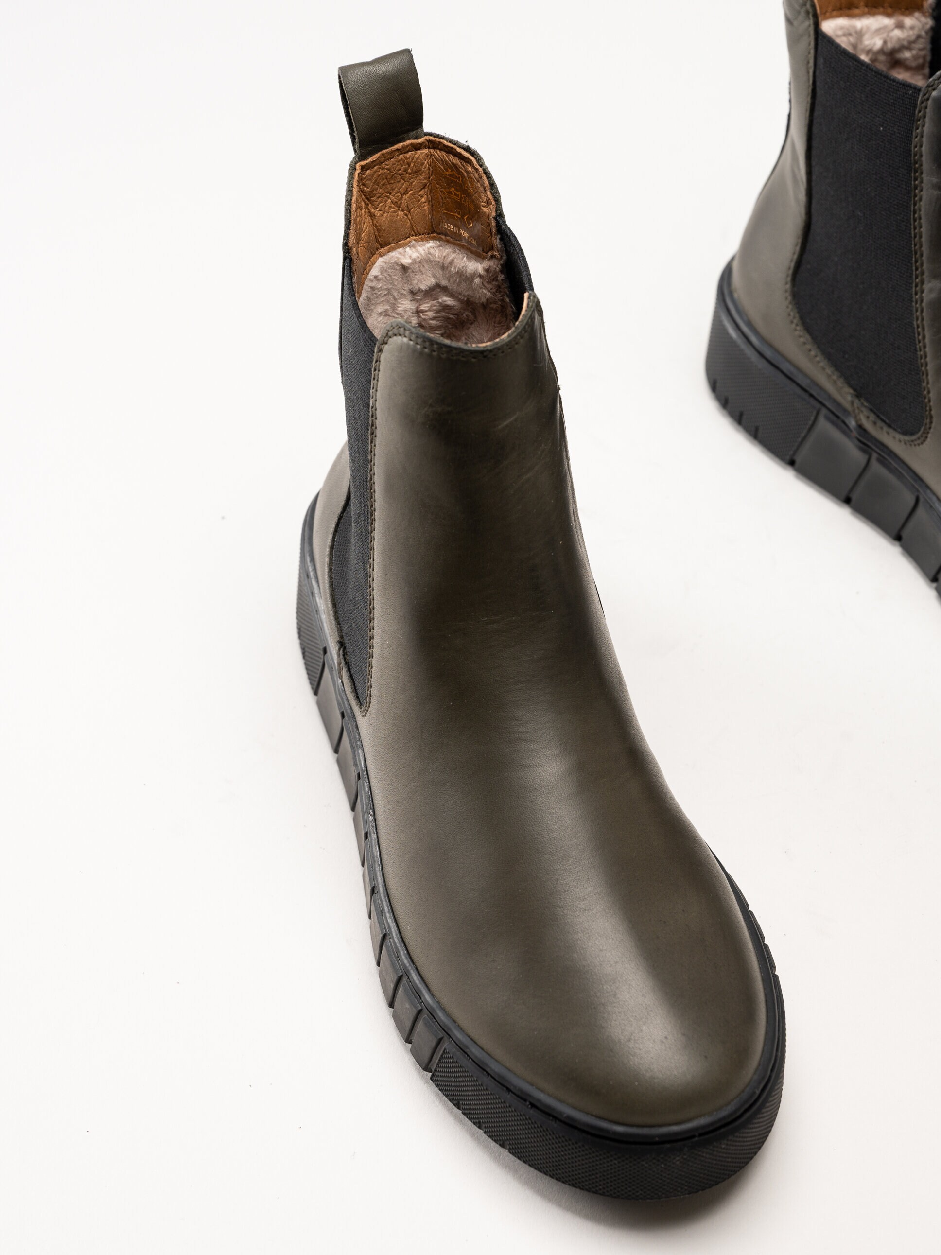 Rosa Negra - Gröna fodrade chelsea boots i skinn