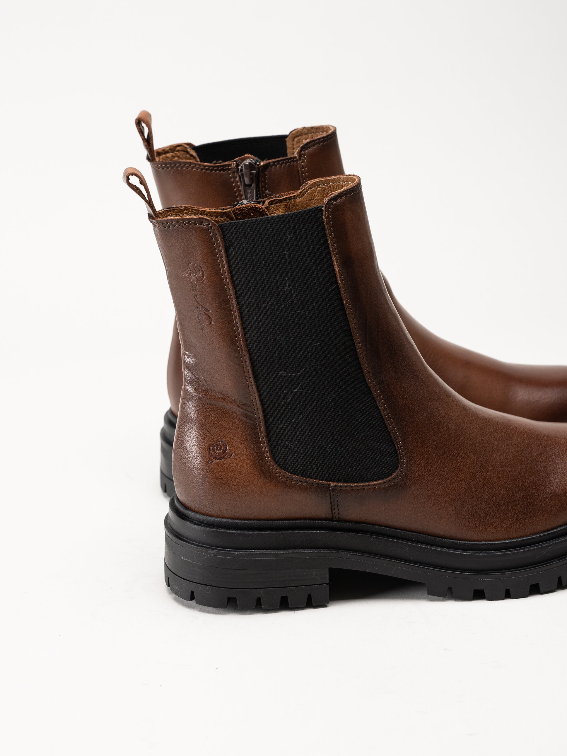 Rosa Negra - Bruna boots i skinn
