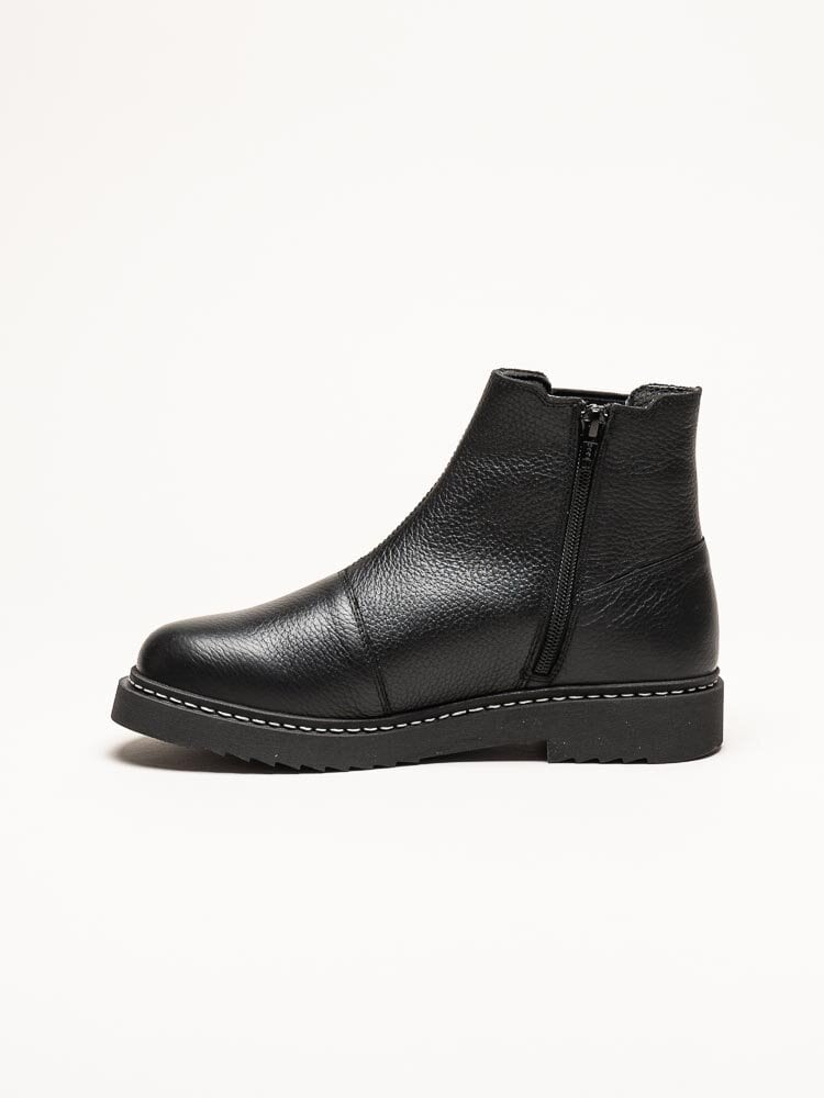 New Feet - Svarta boots i skinn
