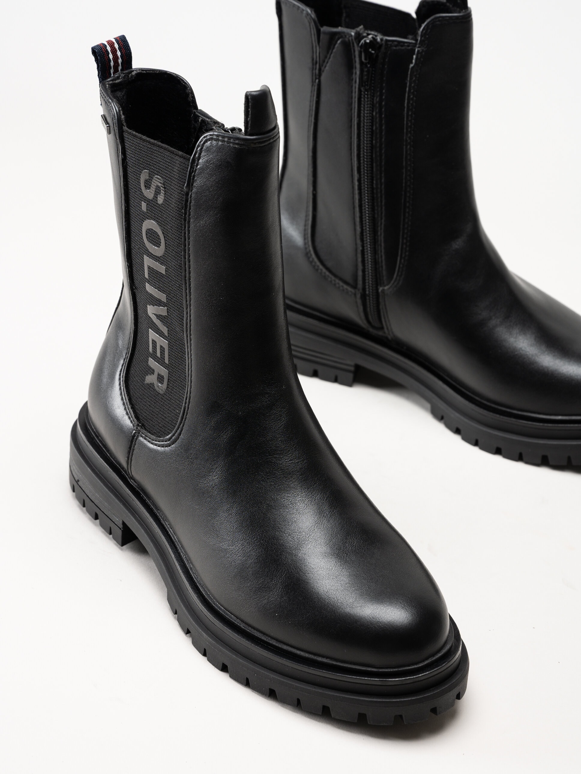 S.Oliver - Svarta boots i skinnimitation