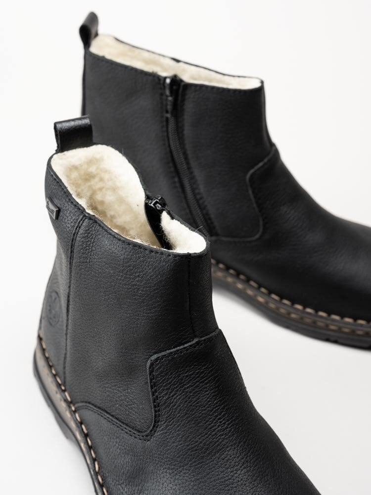 Rieker - Svarta ullfodrade boots i skinn