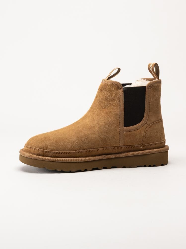 UGG - M Neumel Chelsea - Ljusbruna ullfodrade chelsea boots i mocka
