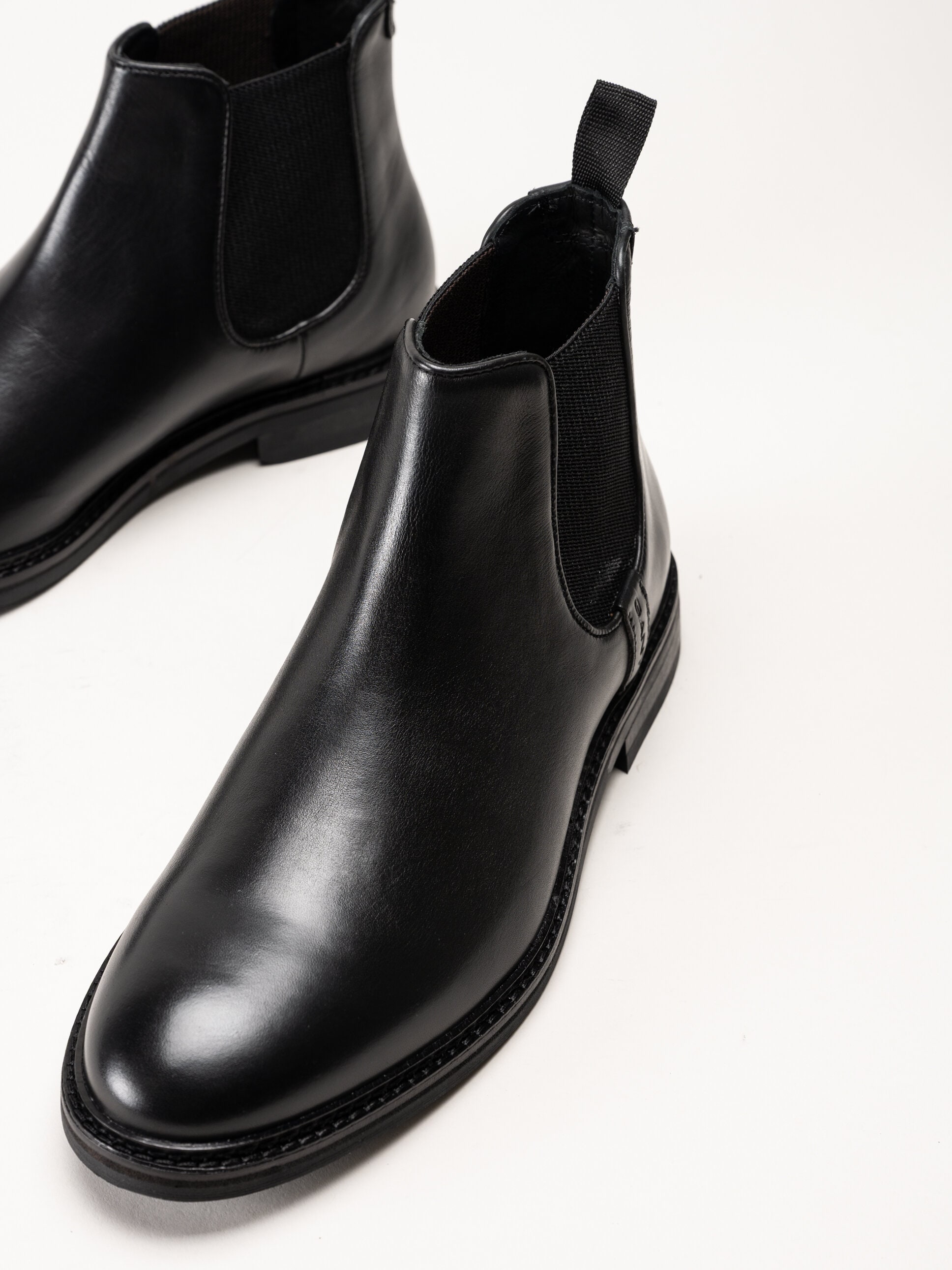 Gant Footwear - Bidford Chelsea Boot - Svarta chelsea boots i skinn
