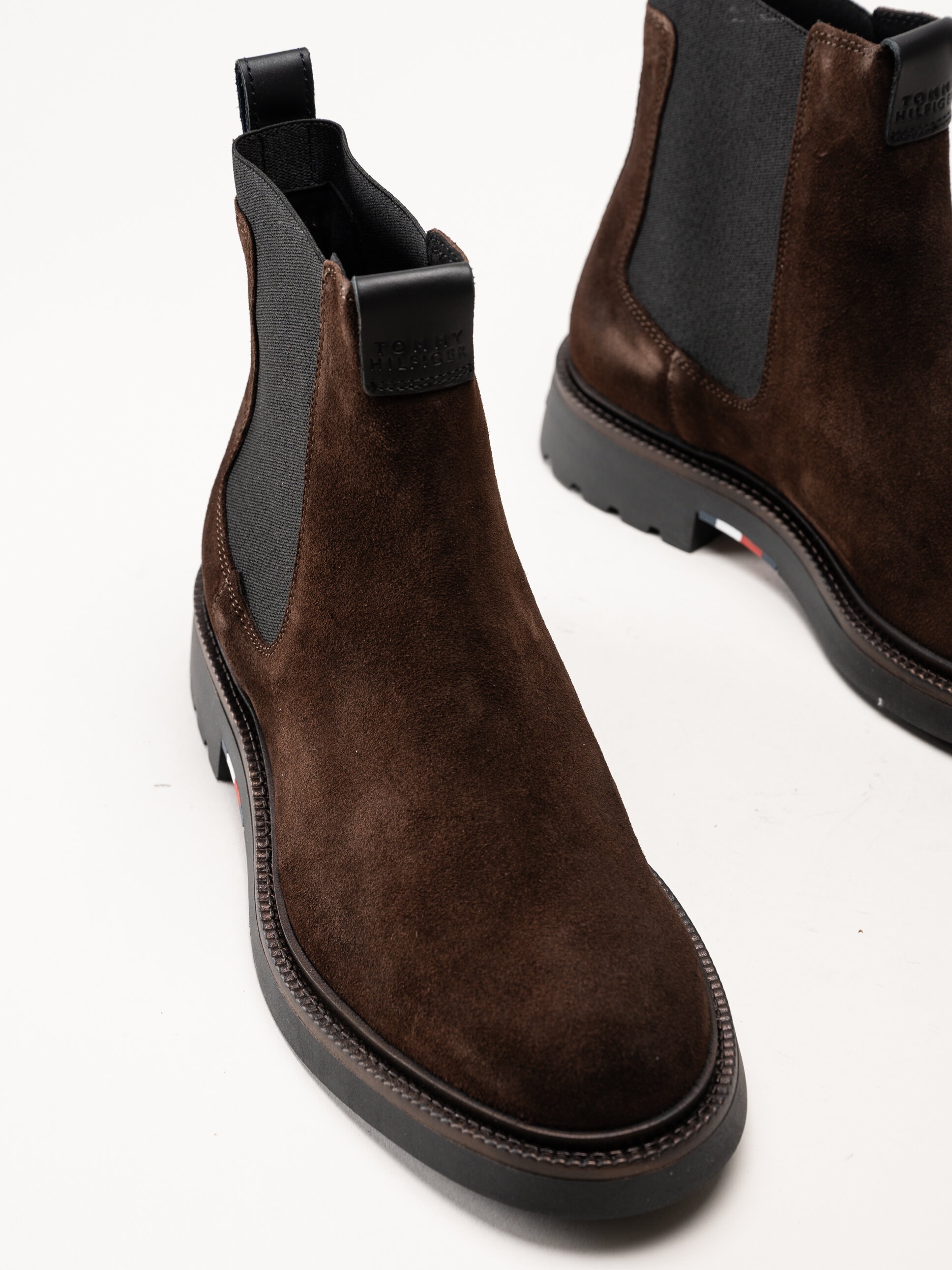 Tommy Hilfiger - Hilfiger Comfort Lwt Sde Chel - Mörkbruna chelsea boots i mocka