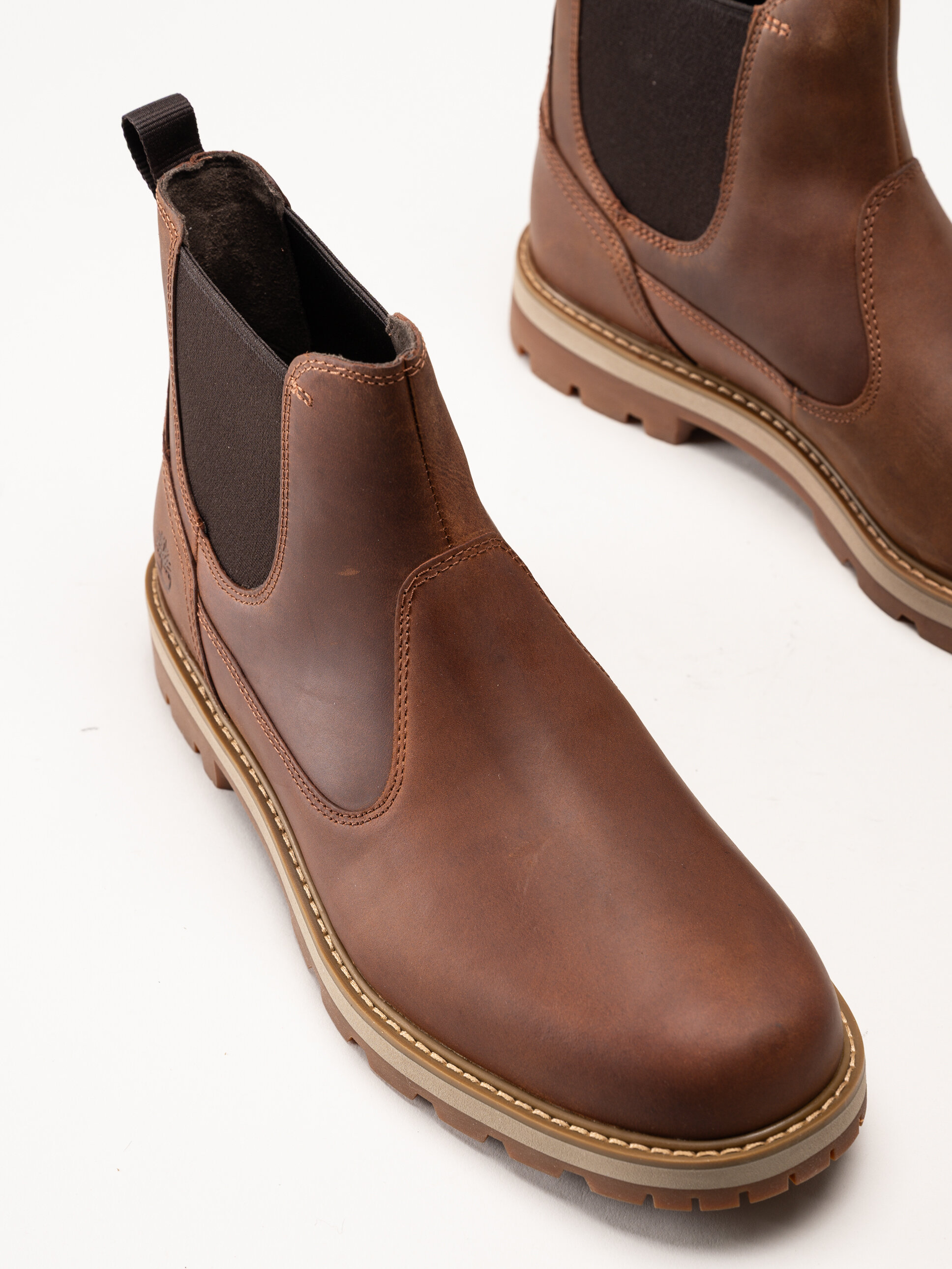 Timberland - Britton Road - Bruna chelsea boots i oljad nubuck