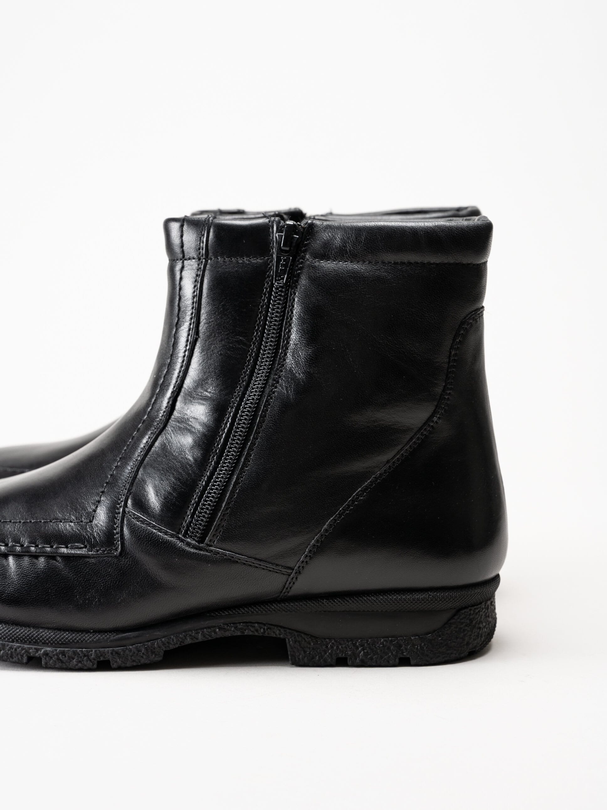 Marco Bossi - Svarta fodrade boots i skinn