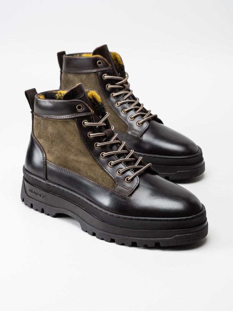 Gant Footwear - St Grip Mid Lace boot - Mörkbruna kängor med gröna mockapartier