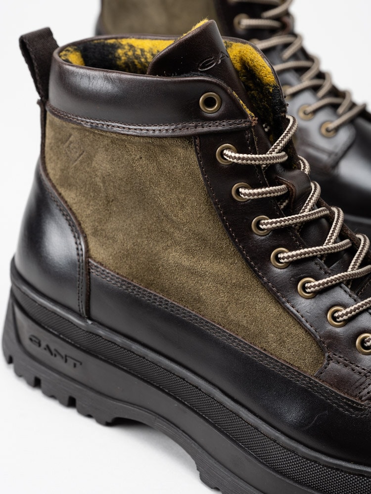 Gant Footwear - St Grip Mid Lace boot - Mörkbruna kängor med gröna mockapartier