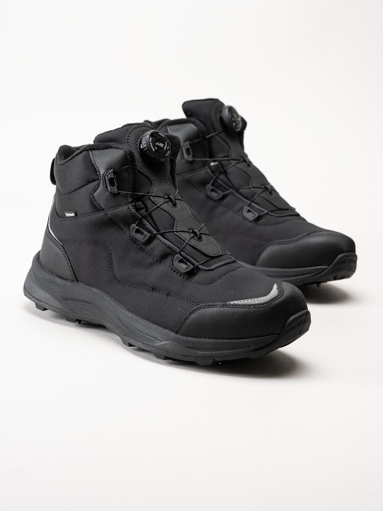 Halti - Yukon Mid DX M spike shoe - Svarta promenadkängor med dubbar