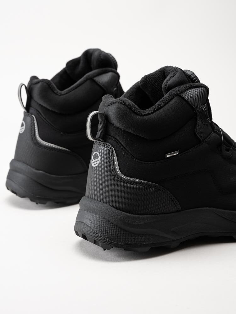 Halti - Yukon Mid DX M spike shoe - Svarta promenadkängor med dubbar