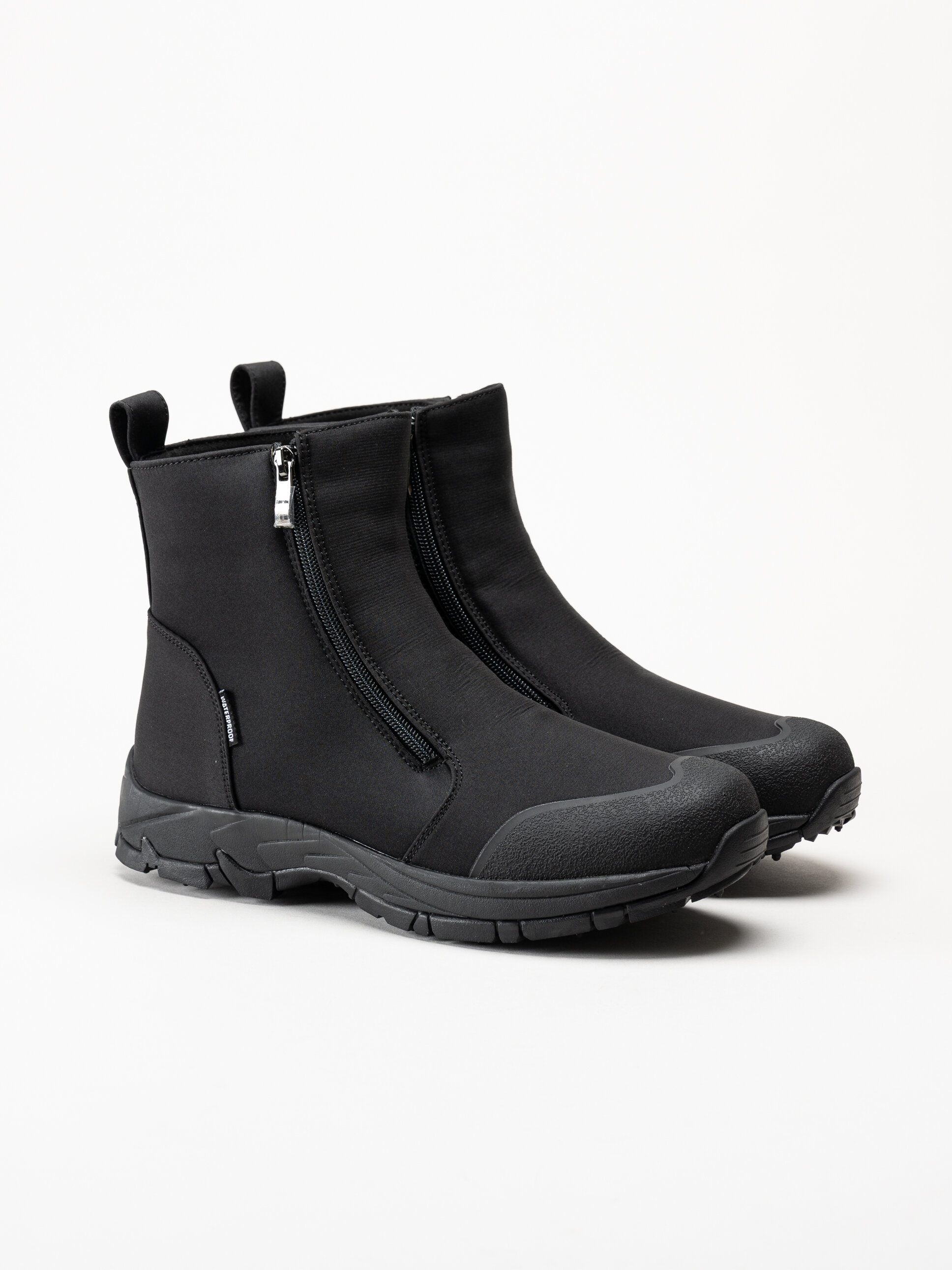 Eskimo - Drayton M Studs - Svarta fodrade boots med dubbar