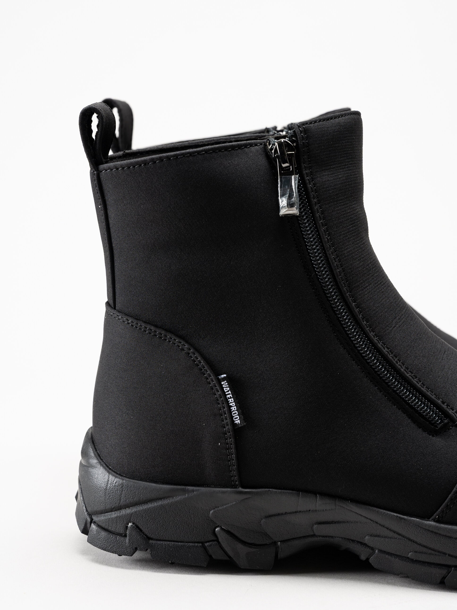 Eskimo - Drayton M Studs - Svarta fodrade boots med dubbar