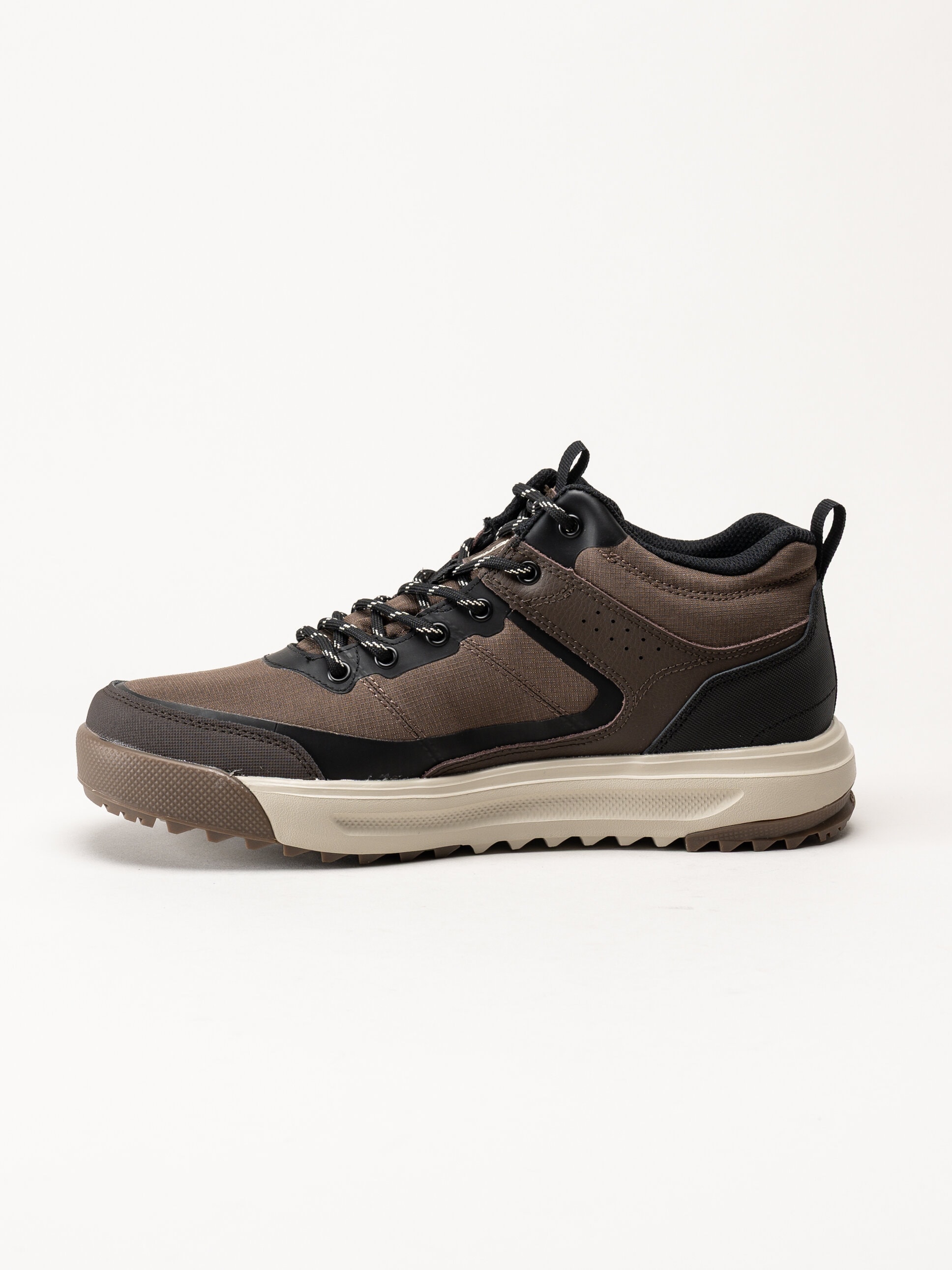 Skechers - Urban Street Hiker - Bruna vattentäta promenadskor