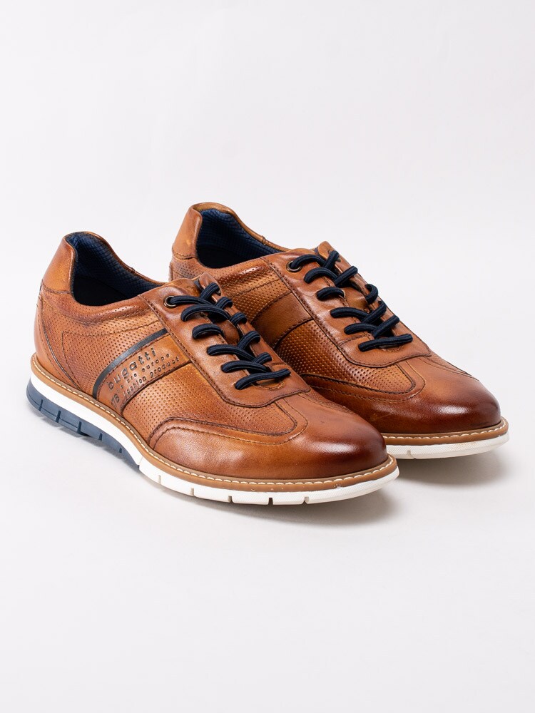 13201005 Bugatti Sandman 311-91601-4100-6300 Bruna sneakers i skinn med mjuk skumsula-3