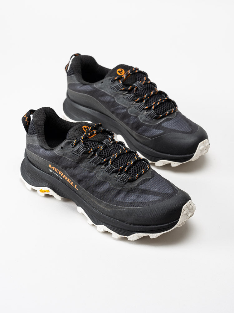 Merrell - Moab Speed GTX - Svarta grova promenadskor med gore-tex