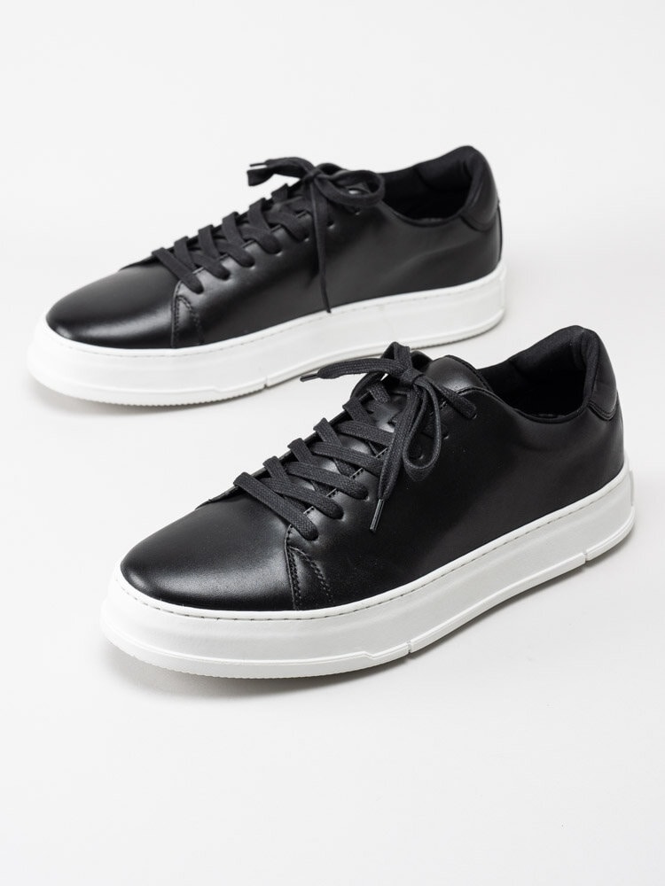 Vagabond - John - Svarta sneakers i skinn