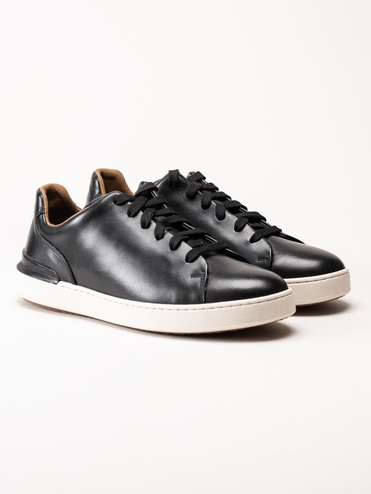 Clarks - Courtlite Lace - Svarta sneakers i skinn