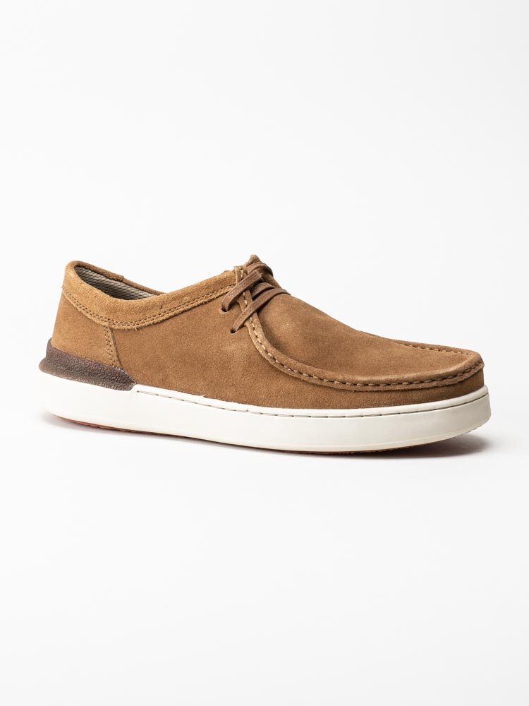 Clarks - Courtlite Wally - Ljusbruna snörskor i mocka