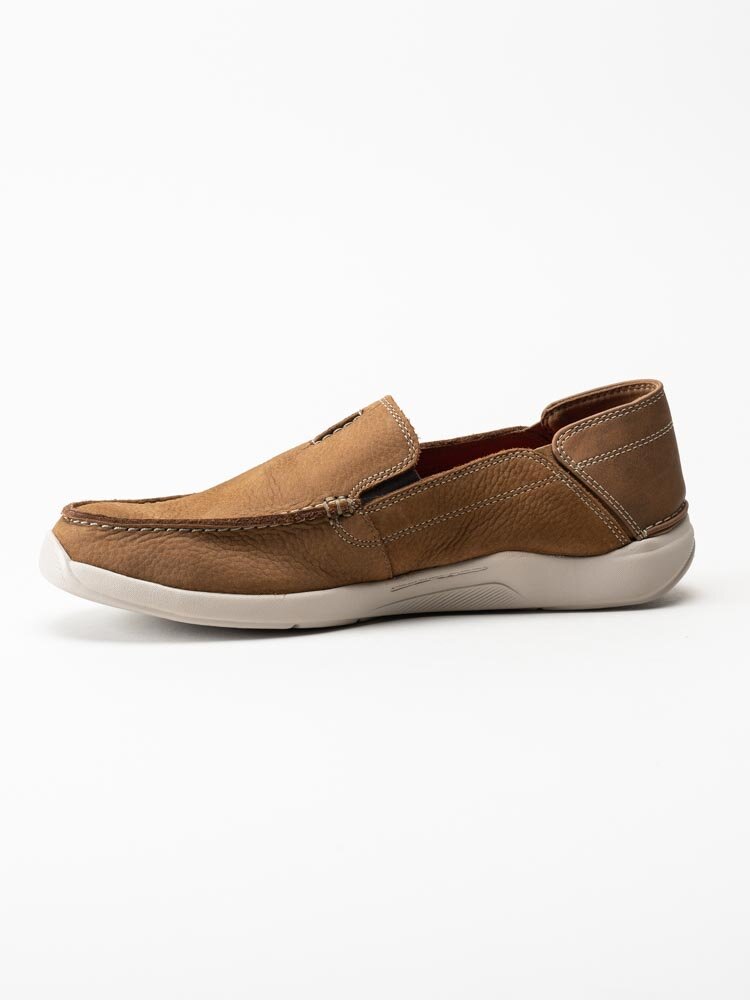 Clarks - Gorwin Step - Ljusbruna slip on promenadskor