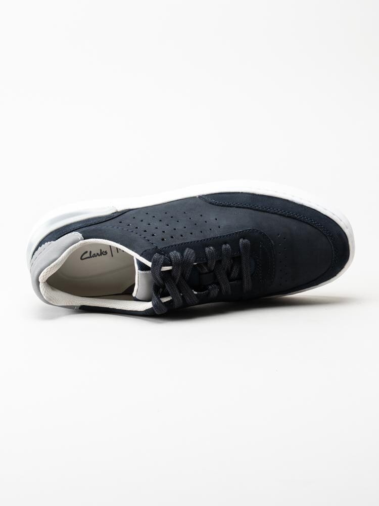 Clarks - Courtlite Tor - Mörkblå sneakers i nubuck