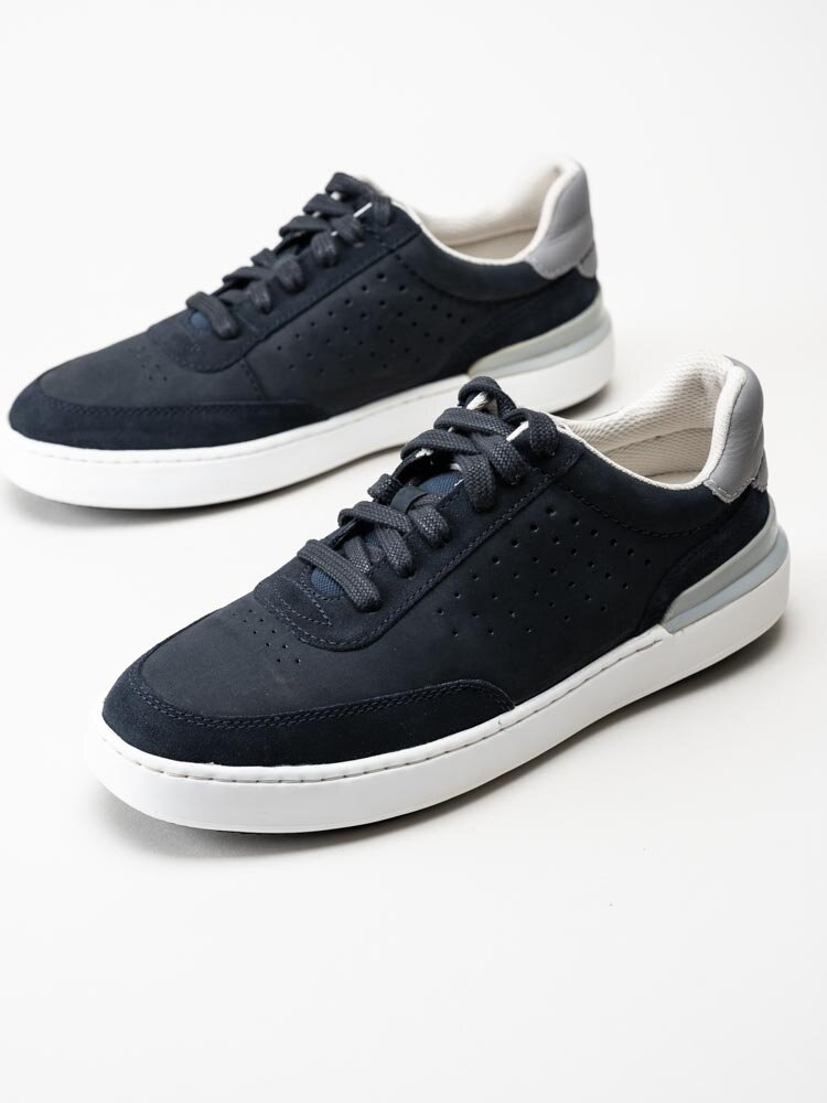 Clarks - Courtlite Tor - Mörkblå sneakers i nubuck