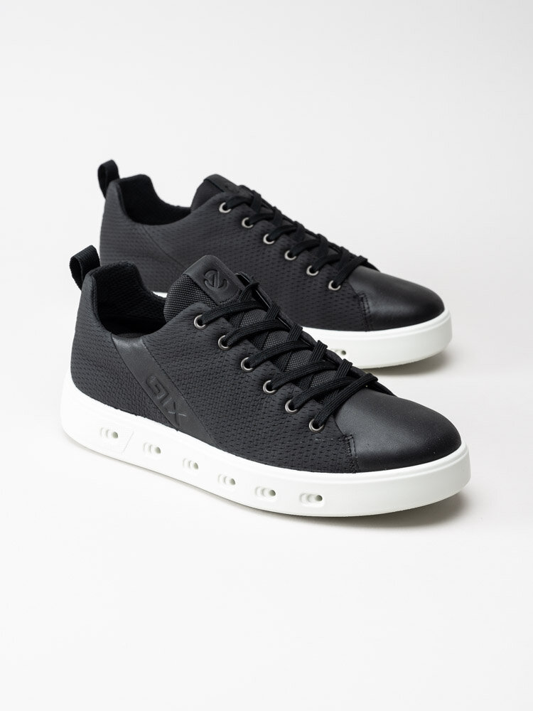 Ecco - Street 720 M - Svarta sneakers med Gore-Tex