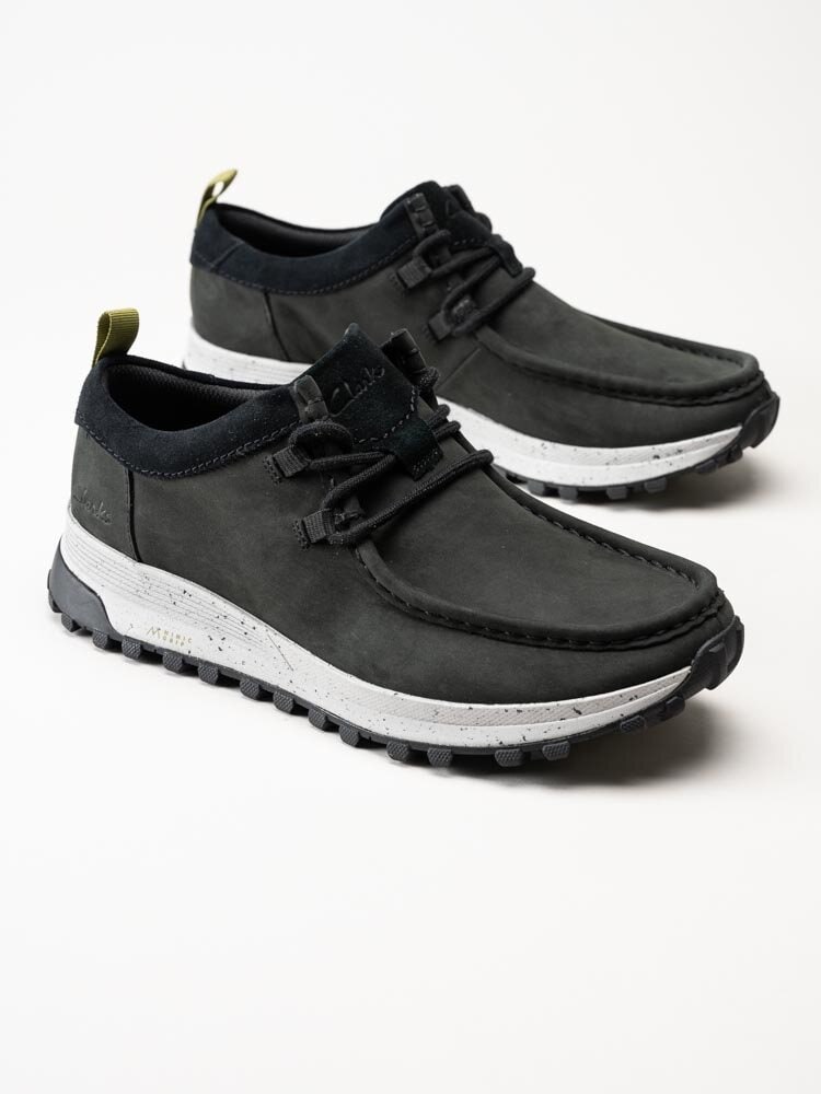 Clarks - ATL Trek Wally - Svarta promenadskor i nubuck